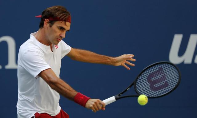 西班牙网球队逆转美国网球队，费德勒爆发神勇的简单介绍