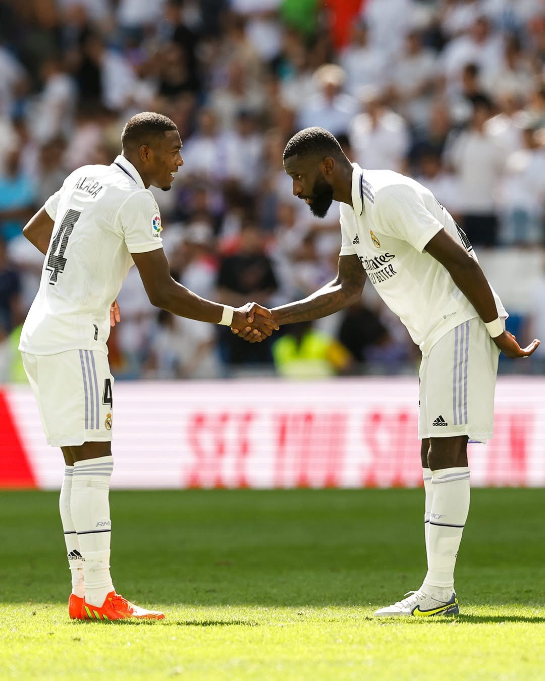 皇马逆转丹麦，阿拉巴爆发神勇的简单介绍