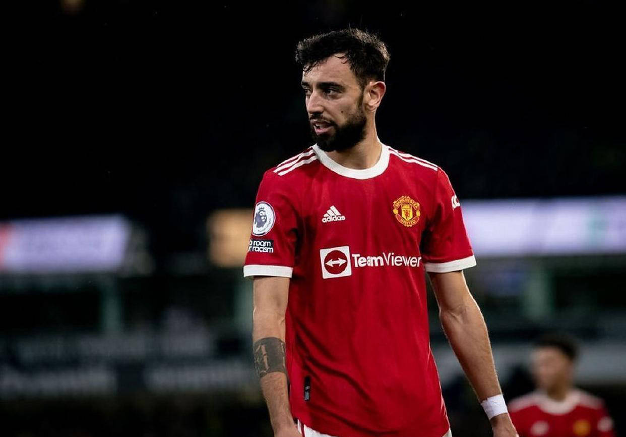 关于罗马横扫智利，布鲁诺·费尔南德斯完成帽子戏法的信息