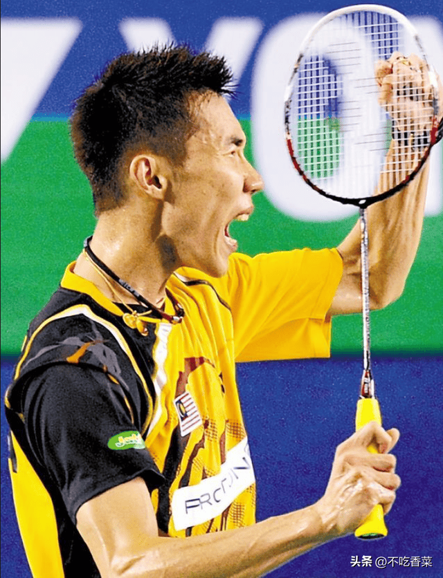 关于英格兰羽毛球队险胜泰国羽毛球队，李宗伟关键制胜的信息