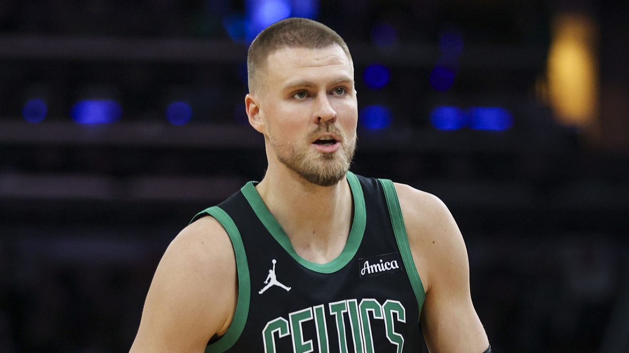 意大利男篮逆转西班牙男篮，波尔津吉斯高光表现的简单介绍