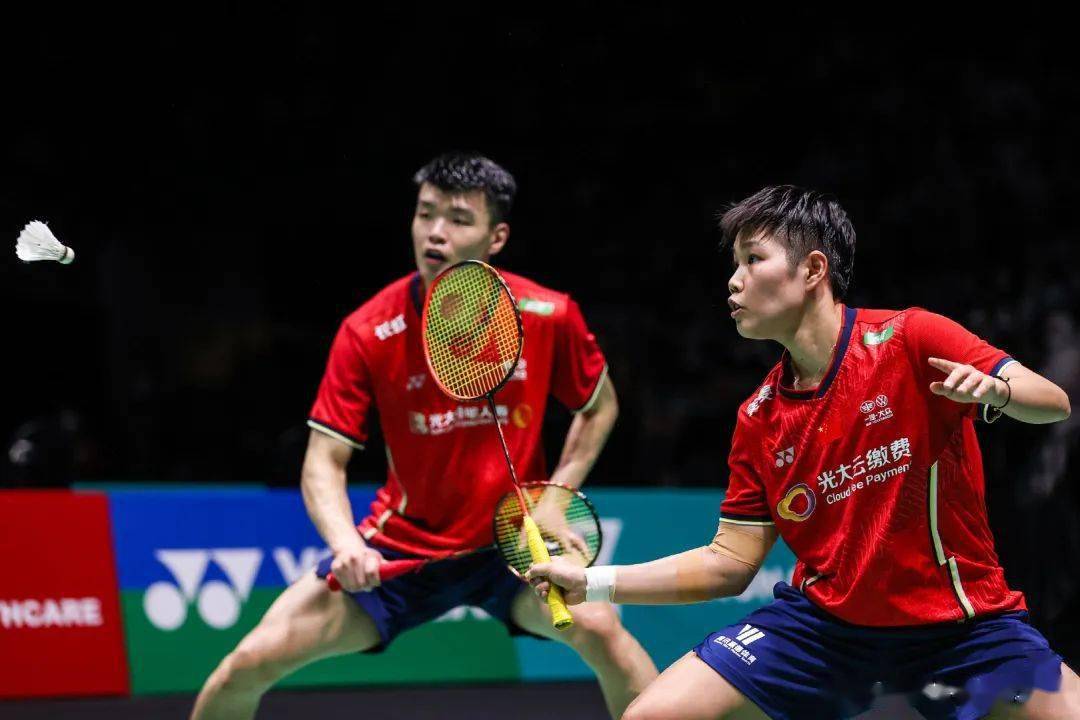 关于马来西亚队翻盘韩国队，黄鸭组合扛起全队的信息