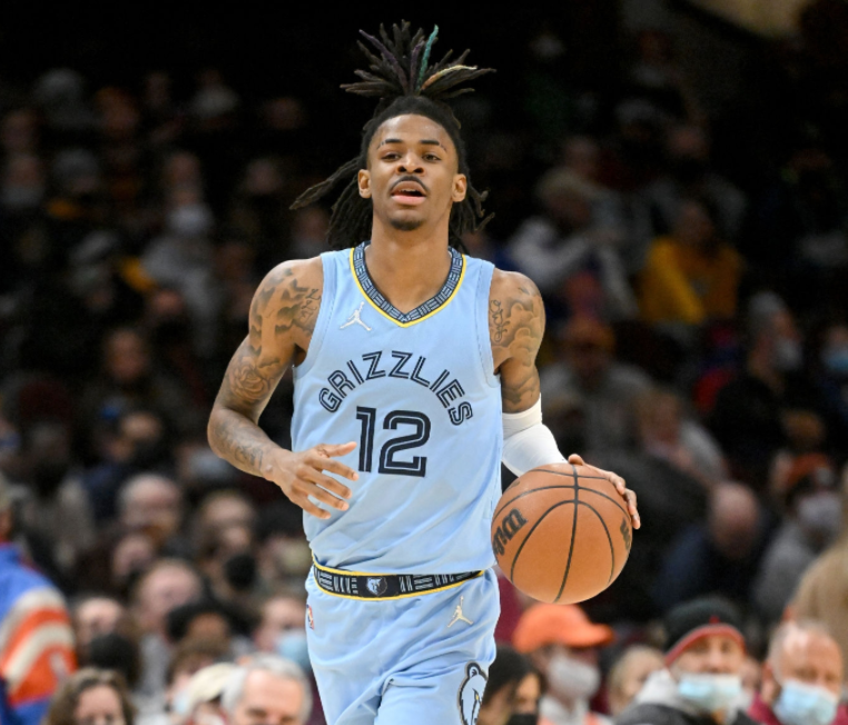 山东队翻盘青岛队，浓眉哥刷新纪录