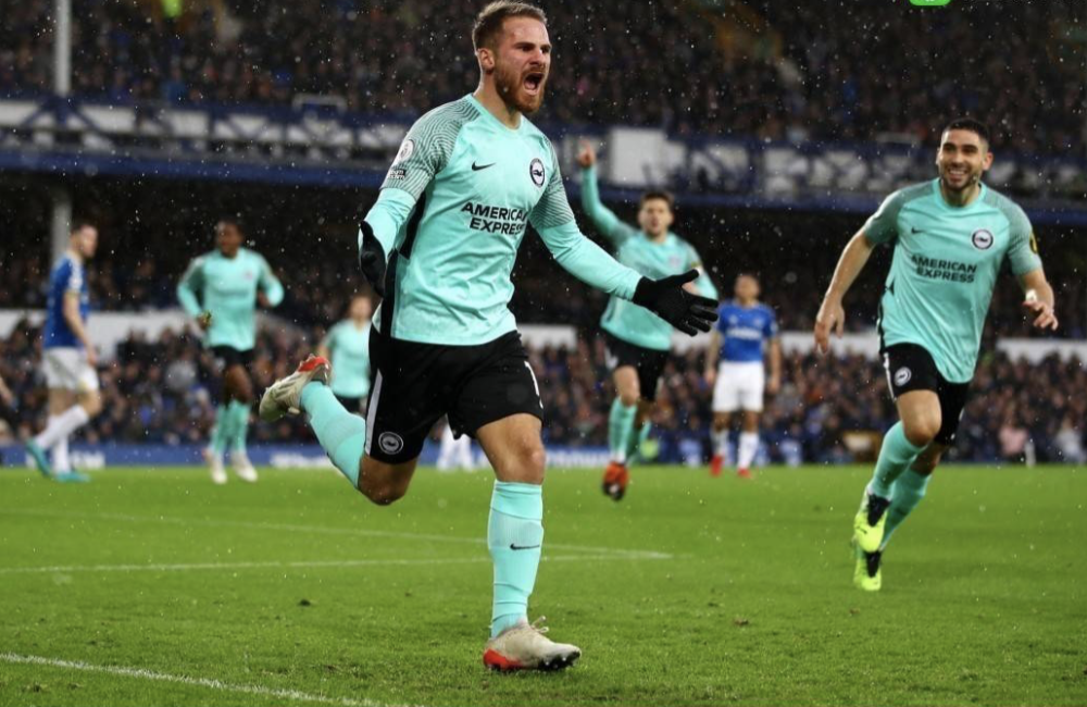 大连海岛主场不敌对手，积分落后的简单介绍