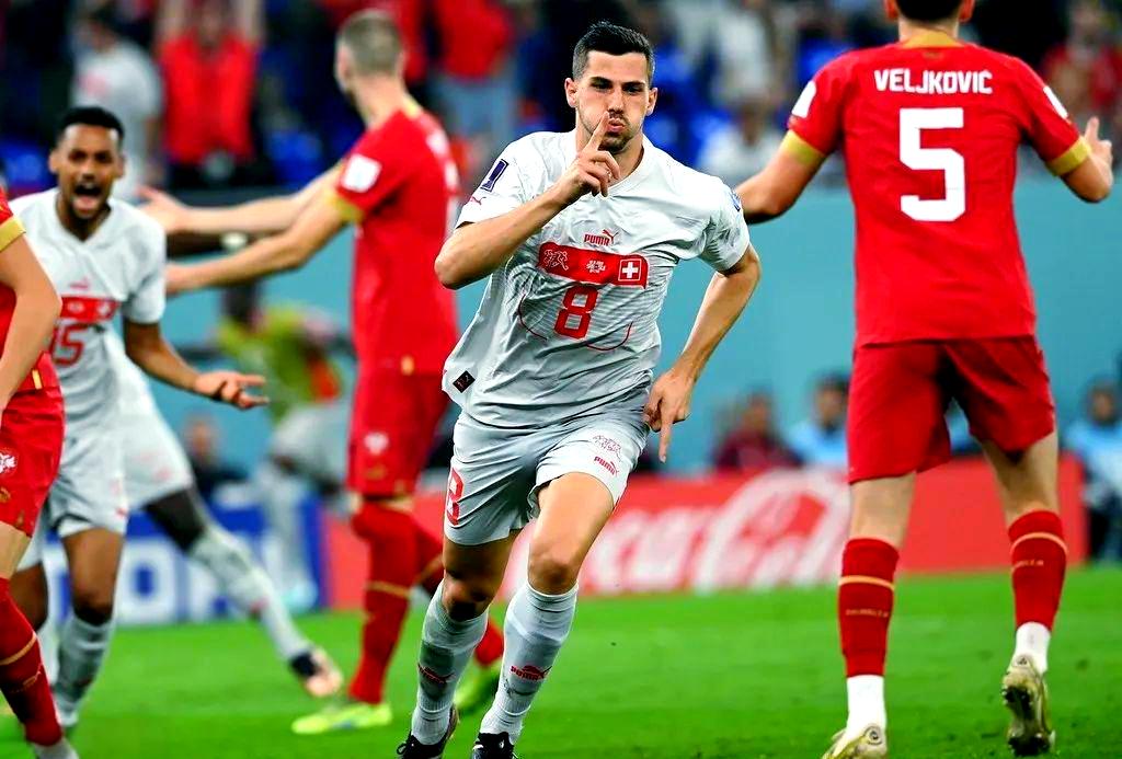 关于瑞士队战绩喜人，连胜两场成功晋级淘汰赛的信息