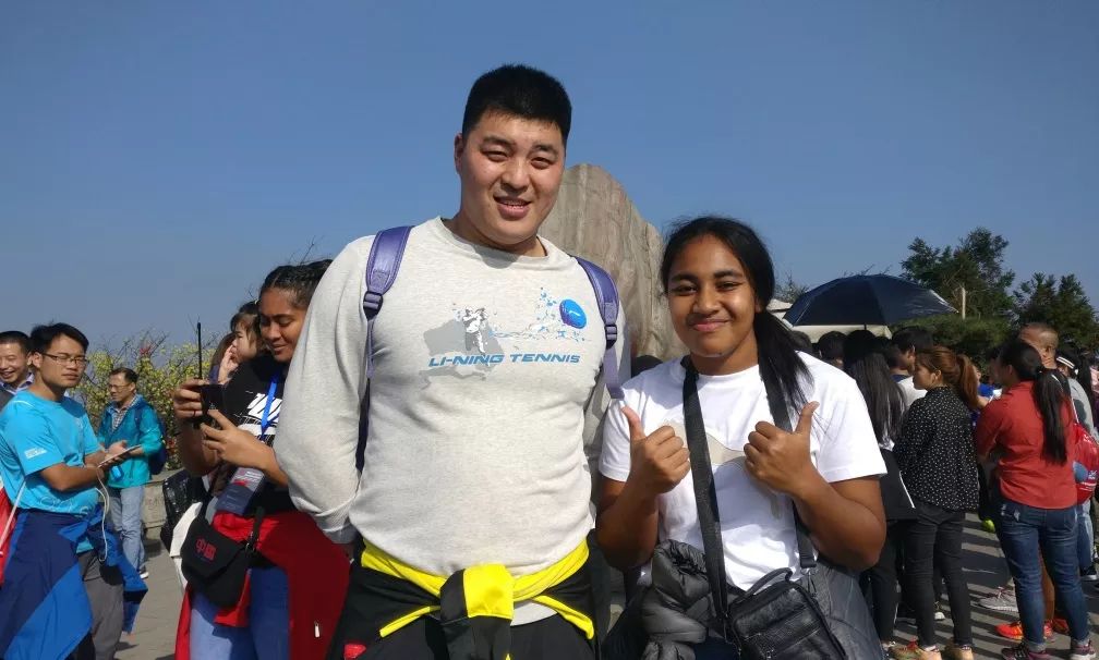 萨摩亚队在比赛中挑战困难，不畏艰险的简单介绍