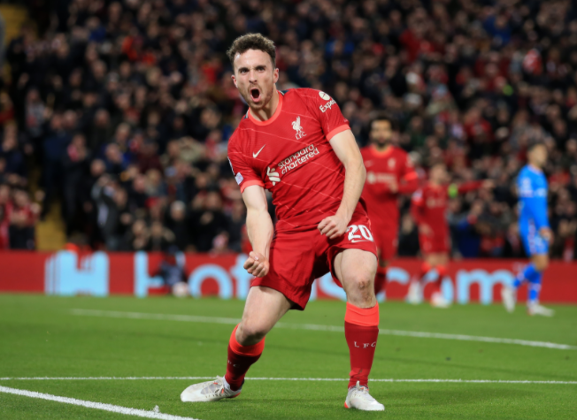 摩雷伦斯击败巴黎FC，取得双杀的简单介绍