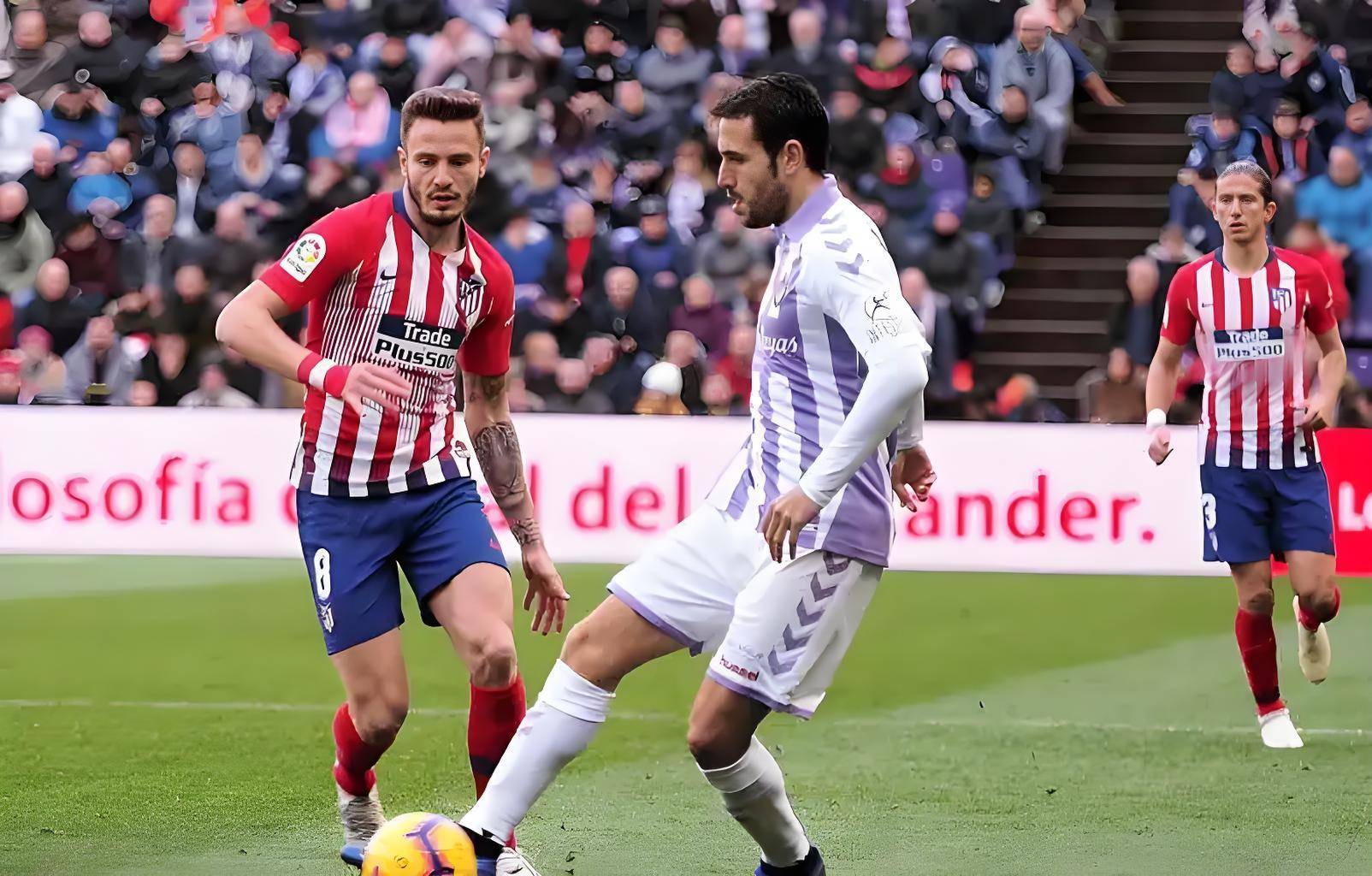 塞维利亚客场战胜对手夺得胜利