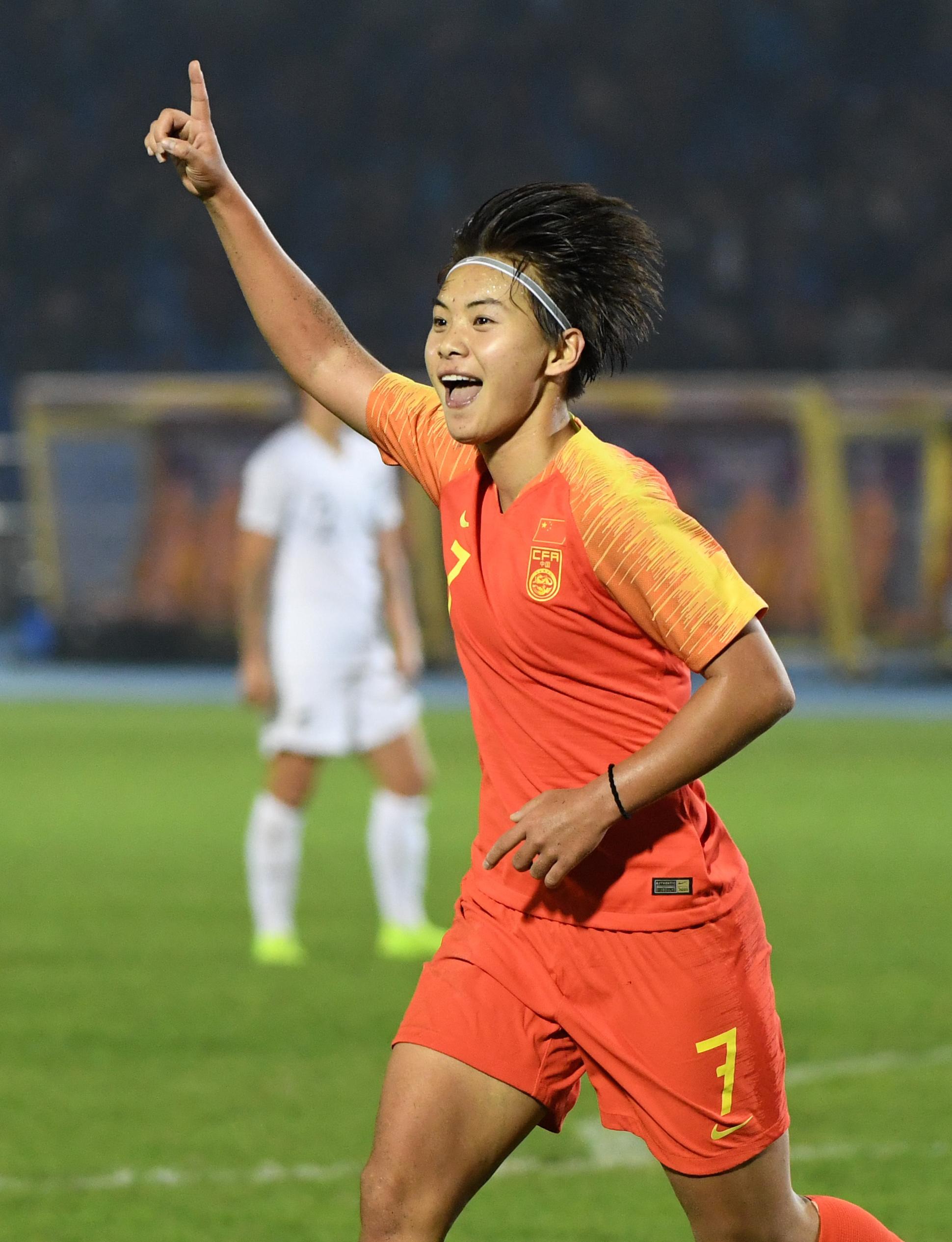 国际足球赛事上呈现出女队伍的实力 国际足球赛事上呈现出女队伍的实力