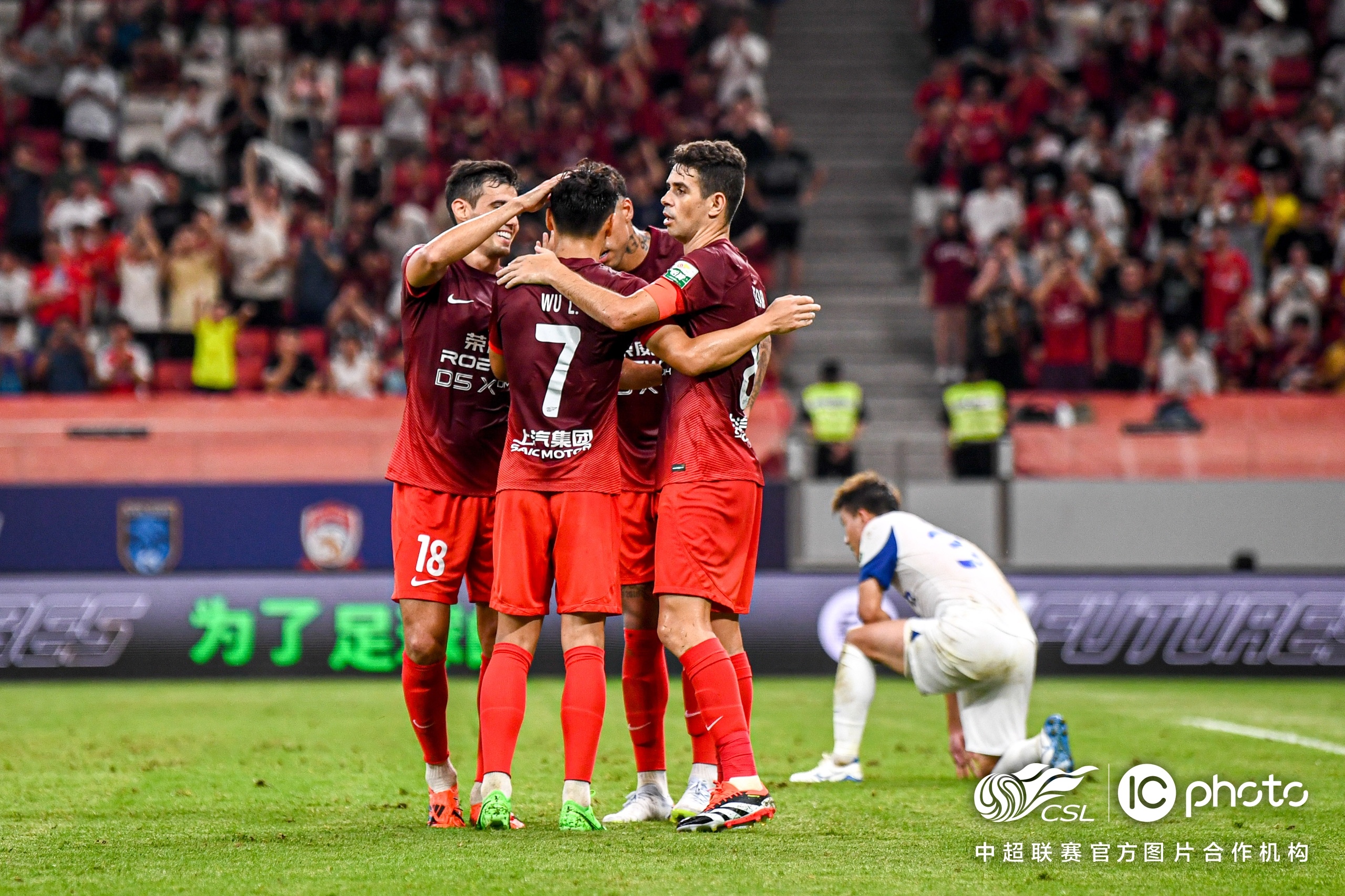 豪门对阵！亚洲顶级球队角逐激烈展开的简单介绍