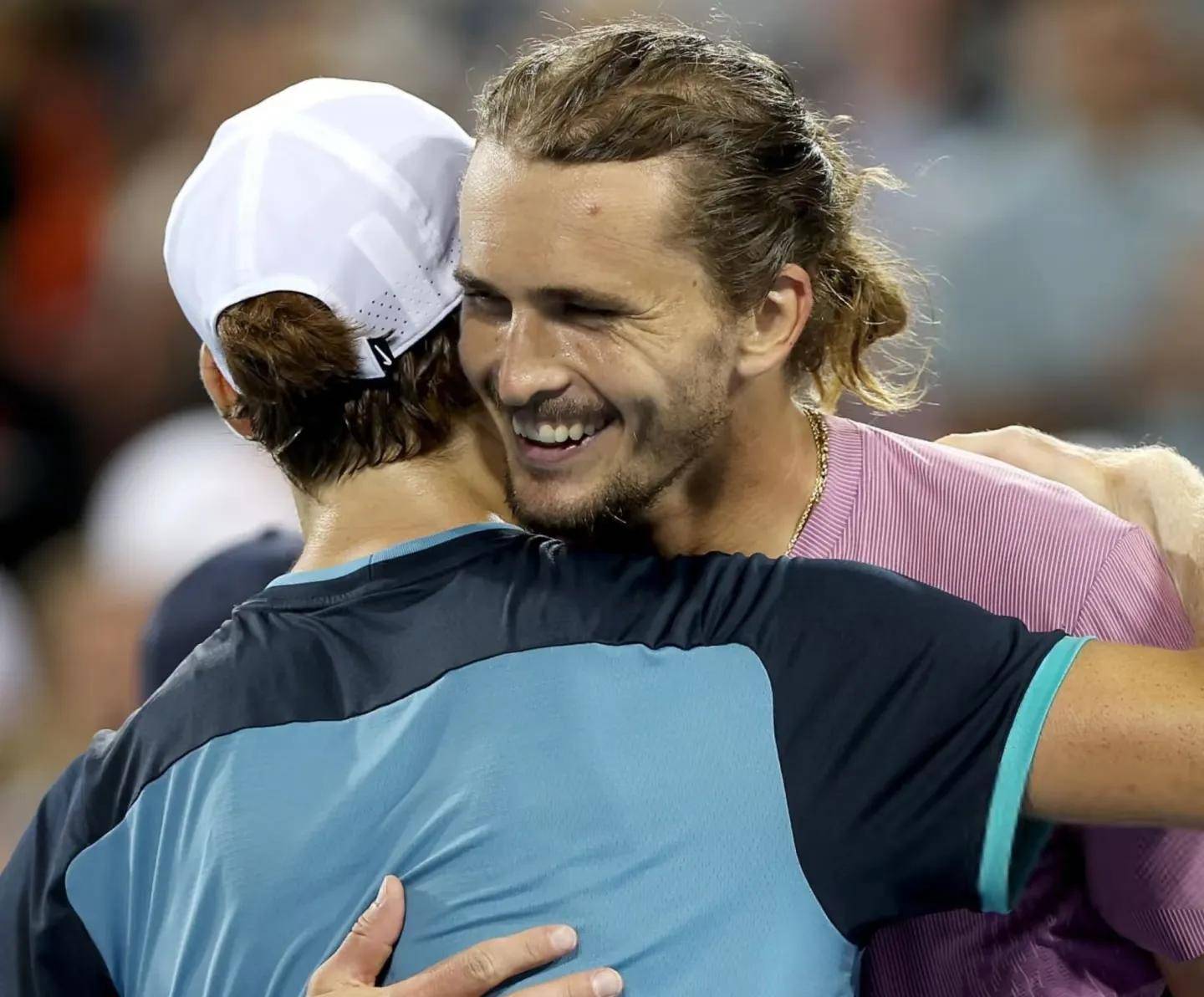 关于蒙特卡洛大师赛逆转温网，兹维列夫带队取胜的信息