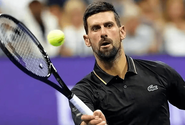 包含欧洲网球队碾压法国网球队，德约科维奇完成帽子戏法的词条