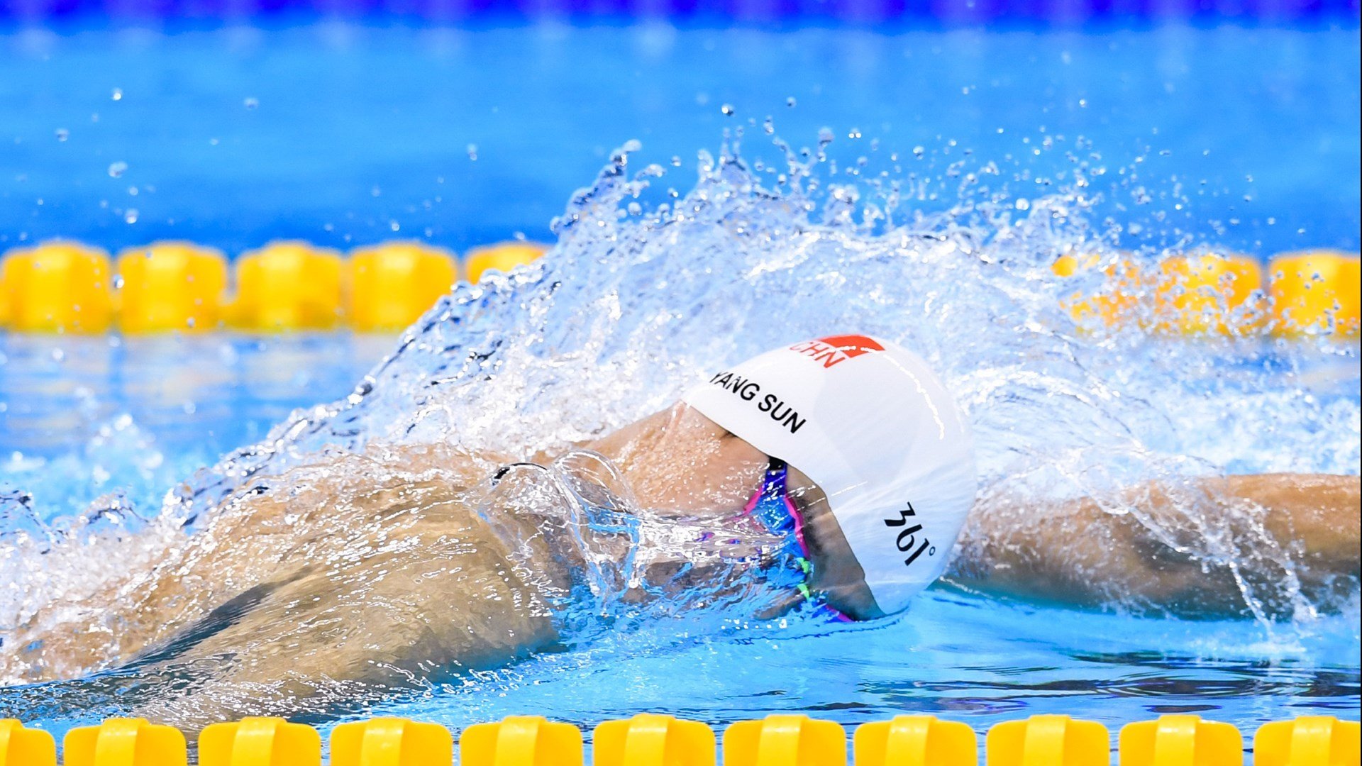 战术博弈下的个体闪光，内马尔爆发如何撕裂马德里竞技的压制体系，并给利物浦的启示